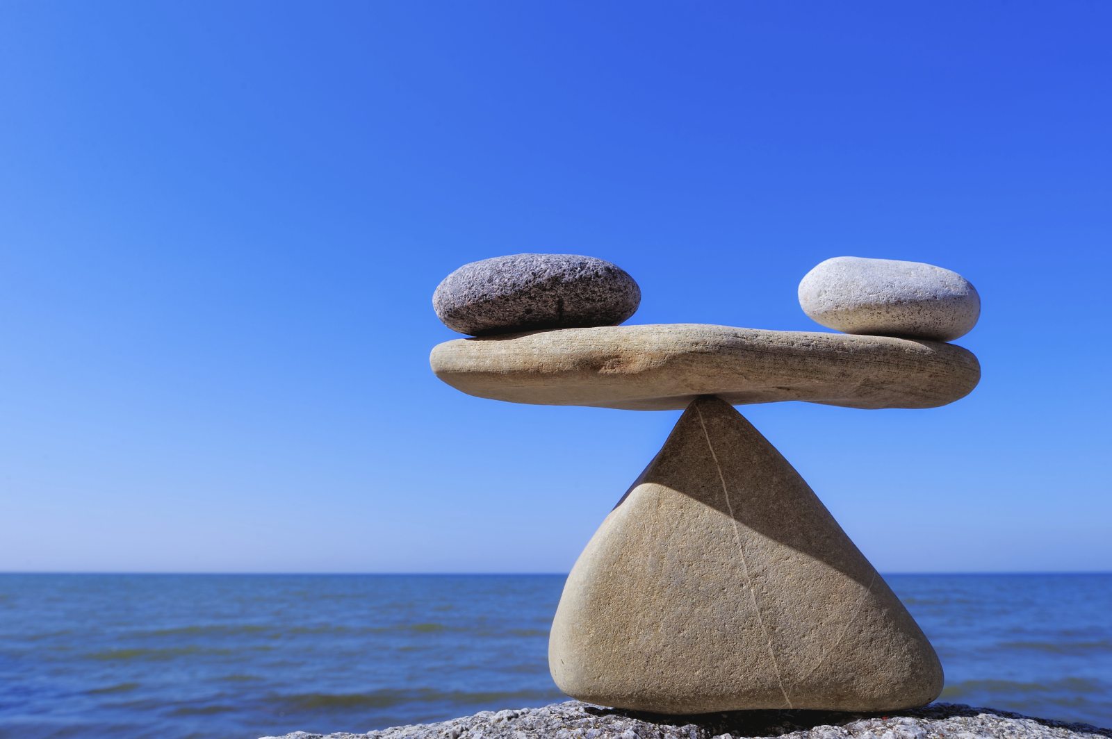 balancing rocks toy